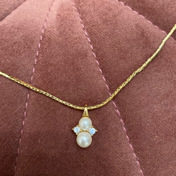 CHRISTIAN DIOR gold plated necklace with pearl drop pendant - Picture 7 of 7